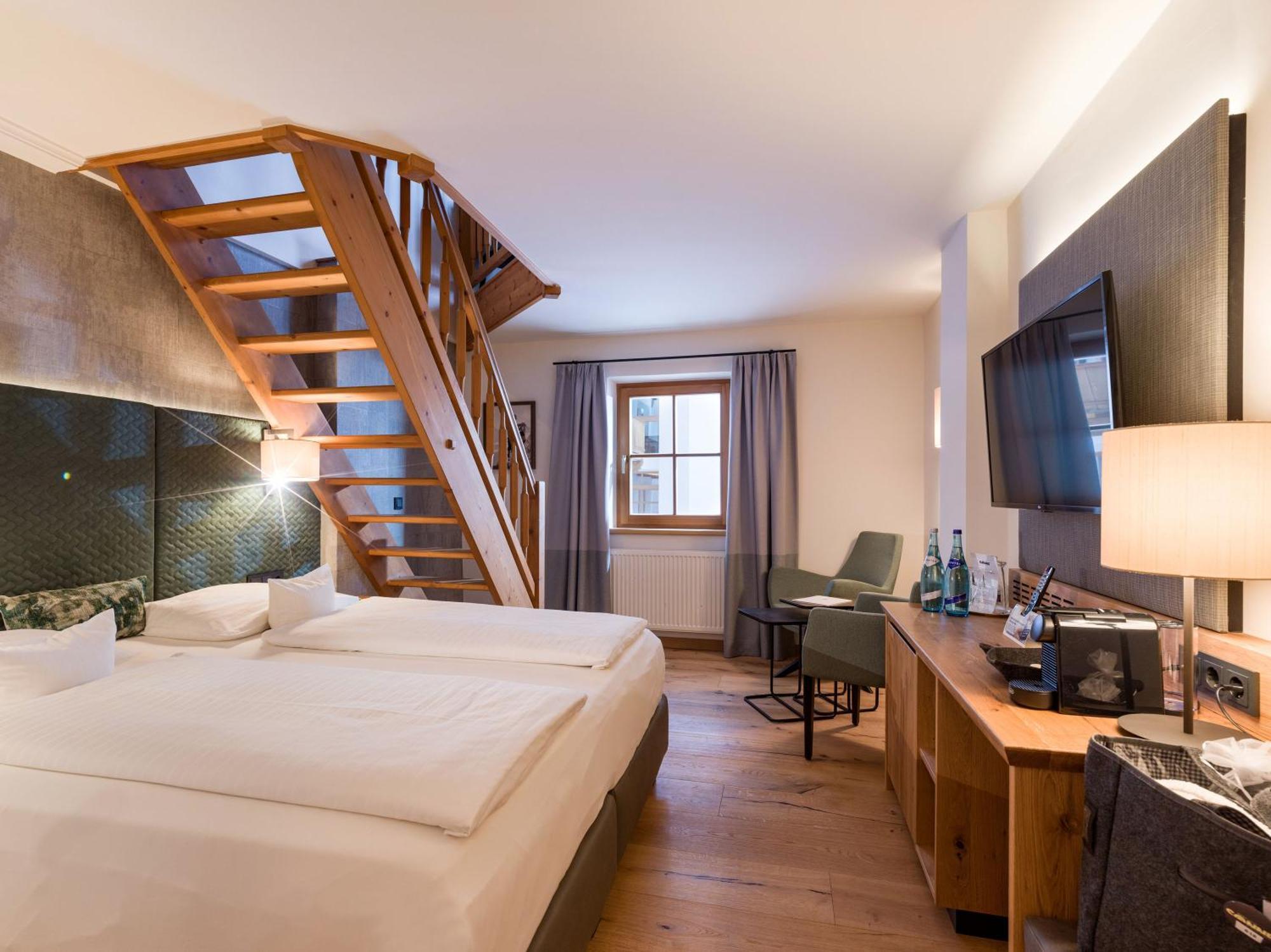 & Sonne 4 Sterne Superior Hotel 4*