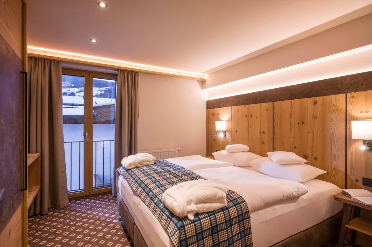 Hotel & Sonne 4 Sterne Superior Kirchberg in Tirol